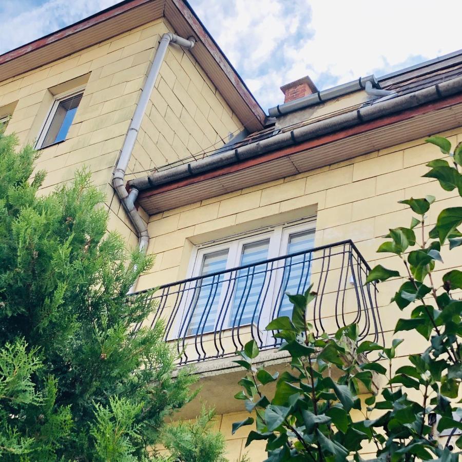 Budapest Hideout In Style With Free Parking - Luxury Apartment Exterior photo